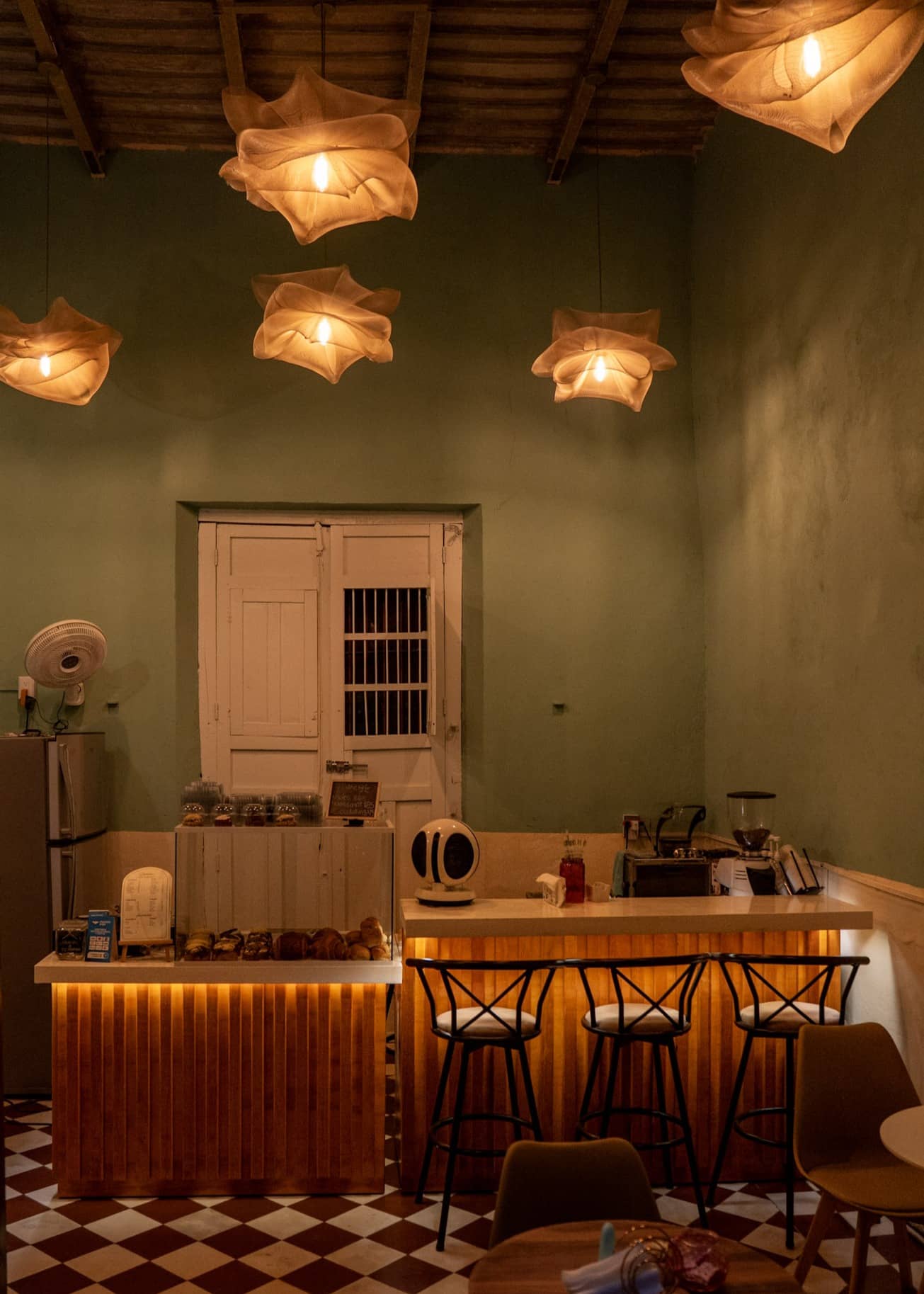 Interior de Amor & Cielo Cafetería